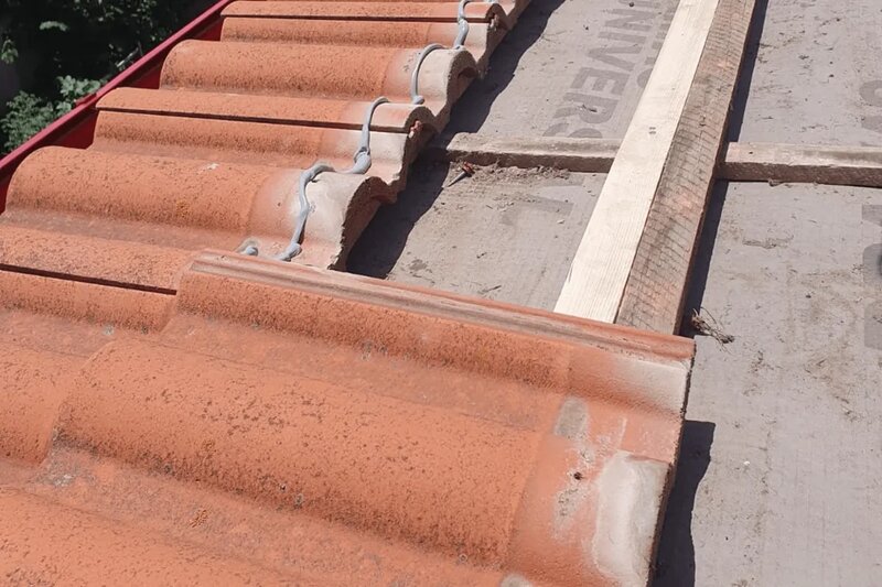 Mega Acoperis - Servicii de montaj si reparatii Acoperisuri